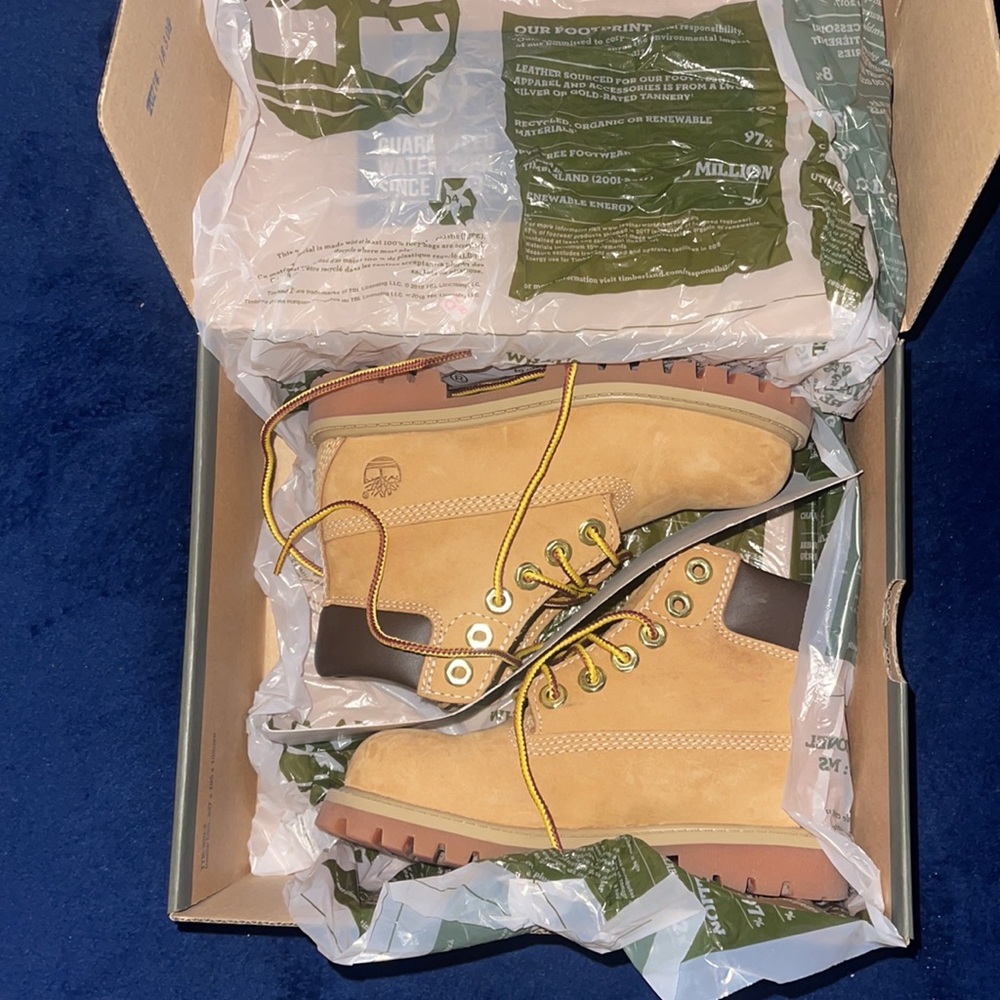 Worn toddler boy timberland boots size 10M